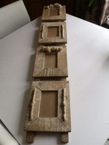 Houten multi fotolijst 4-luik  beschikbaar voor biedingen