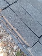 Betonklinkers formaat "Waaltjes", Tuin en Terras, Tegels en Klinkers, Ophalen, Zo goed als nieuw