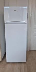 Koelkast (Beko), Elektronische apparatuur, Koelkasten en IJskasten, Ophalen, 150 tot 200 liter, Zo goed als nieuw, Energieklasse A of zuiniger