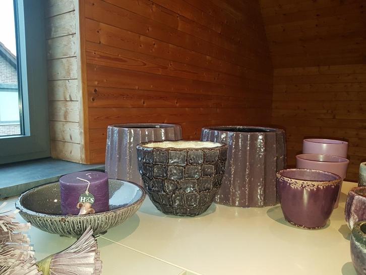 Bloempotten PTMD, kaarsen, kussens, kunstbloemen POMAX,..., Huis en Inrichting, Woonaccessoires | Kunstplanten en Kunstbloemen