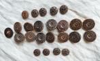 24 mooie vintage knopen met koperkleur, Ophalen of Verzenden