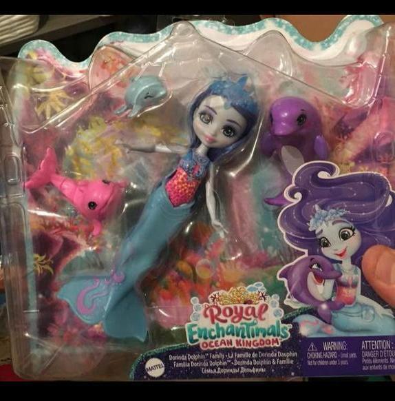 Royal Enchantimals - La famille de Dorinda Dauphin (NEUVE), Kinderen en Baby's, Speelgoed | Poppen, Nieuw, Ophalen
