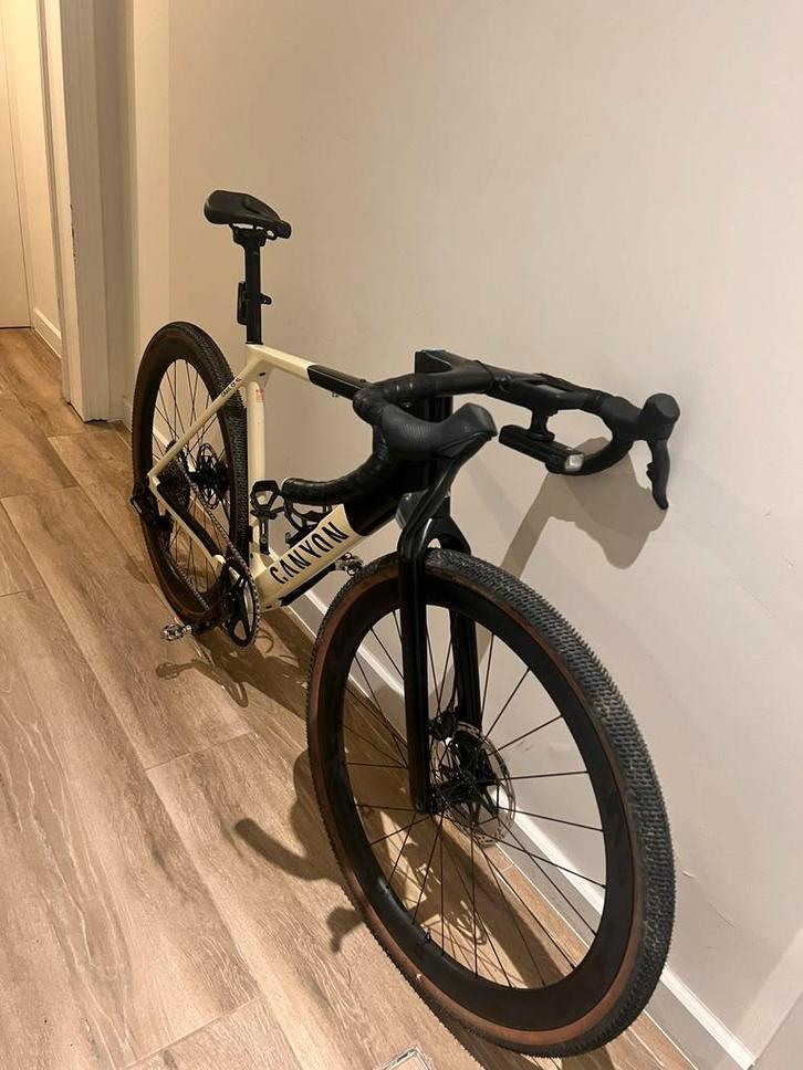 Canyon Grail cf sl8 Medium axs sram force + powermeter, Vélos & Vélomoteurs, Vélos | BMX & Freestyle, Comme neuf, Enlèvement