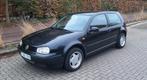 Golf 4 met 1.4 Benzine motor en 173500 kilomters, Auto's, Volkswagen, Stof, Zwart, Zwart, Bedrijf