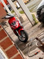 Piaggio NRG mc3 à 2003 km 15 000, Vélos & Vélomoteurs, Scooters | Piaggio, NRG, Comme neuf, Classe B (45 km/h), Enlèvement