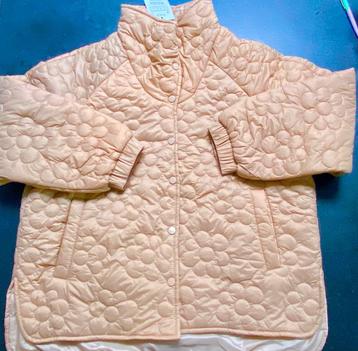 Beige jas nieuw, Kleding | Dames, Ophalen of Verzenden, Nieuw, Maat 46/48 (XL) of groter, Beige