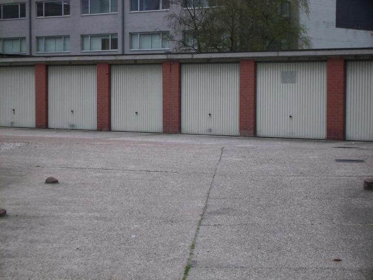 GARAGEBOX   TE  HUUR  TE  WOMMELGEM, Immo, Garages en Parkeerplaatsen, Provincie Antwerpen