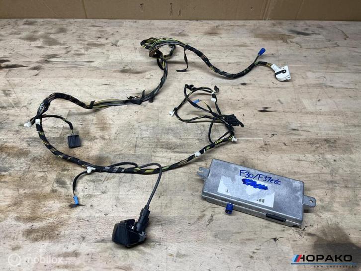 Achteruitrijcamera set BMW 3 serie F30 F31 etc 6653924035101, Autos : Pièces & Accessoires, Électronique & Câbles, Utilisé, Enlèvement ou Envoi