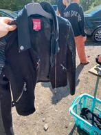 Veste en cuire abimé taille 14 ans, Enfants & Bébés, Vêtements enfant | Taille 164, Enlèvement ou Envoi