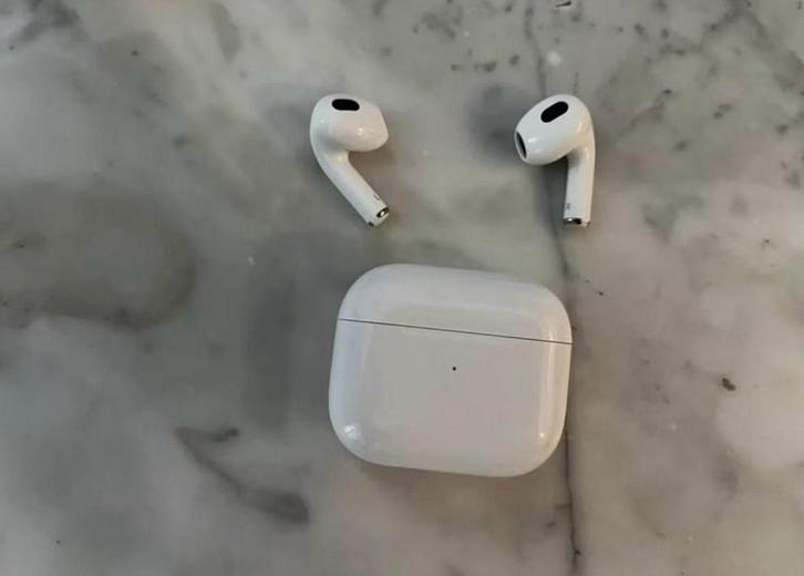 Gerenoveerde AirPods 3+ hoes, Telecommunicatie, Mobiele telefoons | Oordopjes, Zo goed als nieuw, Ophalen
