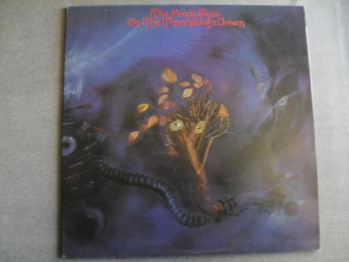 The Moody Blues – On the threshold of a dream (LP), Cd's en Dvd's, Vinyl | Rock, Gebruikt, Ophalen of Verzenden