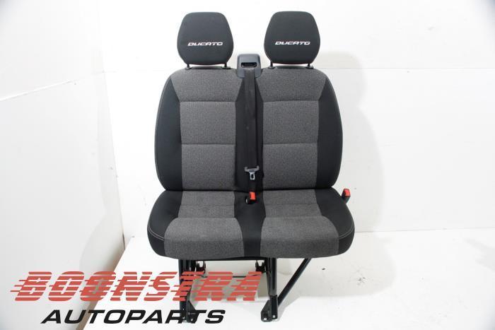 Bank rechts-voor van een Fiat Ducato, Auto-onderdelen, Interieur en Bekleding, Fiat, Gebruikt, 3 maanden garantie, Ophalen of Verzenden