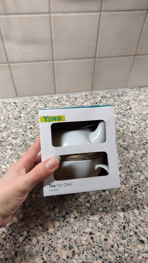 Nieuw theeset kopje met theekan, Maison & Meubles, Cuisine | Vaisselle, Neuf, Tasse(s) et/ou soucoupe(s), Uni, Poterie, Enlèvement ou Envoi