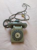 VINTAGE PTT - BAKELIETEN TELEFOON MET VASTE GRIJZE DRAAIBARE, Antiek en Kunst, Ophalen of Verzenden