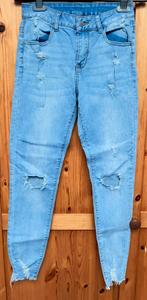 Jeans woman ado délavé déchiré troué S SHEIN excellent état, W28 - W29 (confection 36), Enlèvement ou Envoi, Comme neuf, SHEIN
