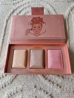 Cent pur cent contour glamour trio, Handtassen en Accessoires, Uiterlijk | Cosmetica en Make-up, Ophalen, Make-up