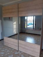 Magnifique meuble à portes coulissantes ., Enlèvement