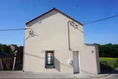 Maison à vendre à Charleroi Roux, 2 chambres, Immo, Huizen en Appartementen te koop, Vrijstaande woning, C