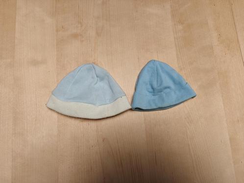 2 mutsjes maat 50/56, Kinderen en Baby's, Babykleding | Maat 50, Gebruikt, Jongetje of Meisje, Overige typen, Ophalen of Verzenden