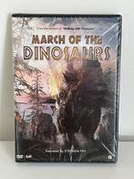 DVD - March of the Dinosaurs - NEW ongeopend, Cd's en Dvd's, Ophalen of Verzenden, Nieuw in verpakking