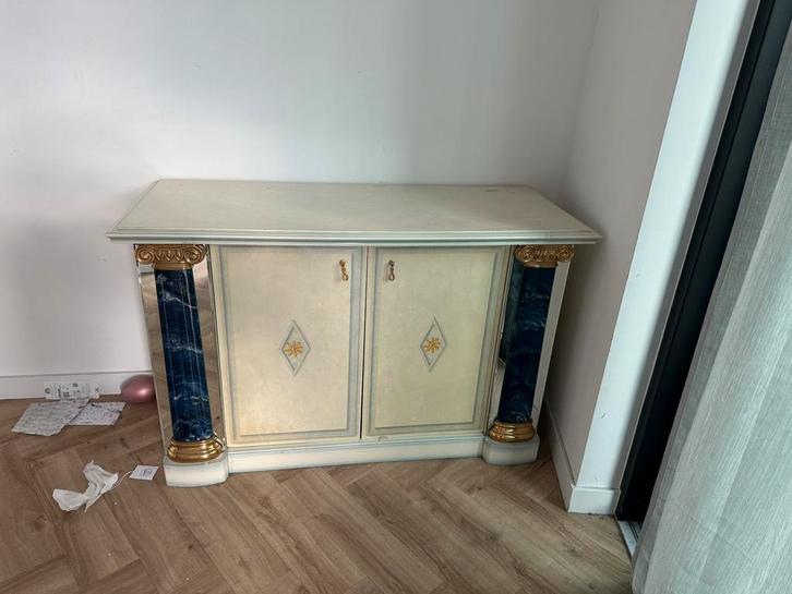 Commode/meuble TV, Maison & Meubles, Armoires | Dressoirs, Comme neuf, Enlèvement