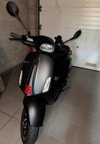 VESPA SPRINT 125cc (2023) - ca.2500km - MATZWART, Ophalen, Zo goed als nieuw