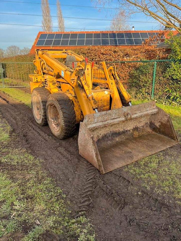 Claeys B400 schranklader, Articles professionnels, Machines & Construction | Grues & Excavatrices, Chargeuse sur pneus ou Chouleur