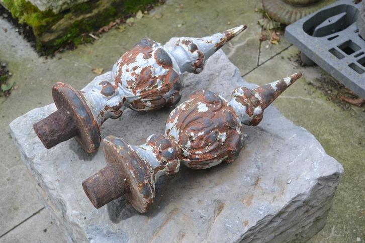 paire de têtes de pilastres en fonte anciennes, Jardin & Terrasse, Décoration murale de jardin, Utilisé, Enlèvement