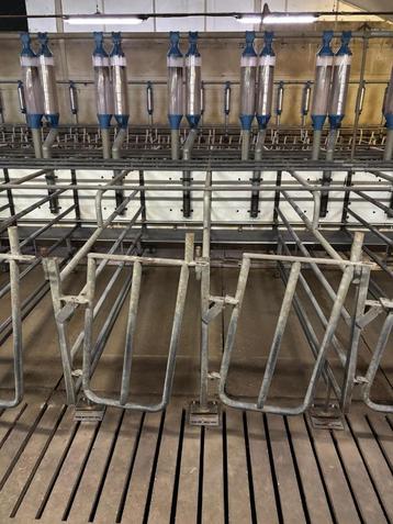 Van der Lee boxen [747]  beschikbaar voor biedingen