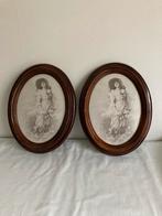 2 vintage Britse ovalen bakelieten fotolijsten frames, Ophalen of Verzenden
