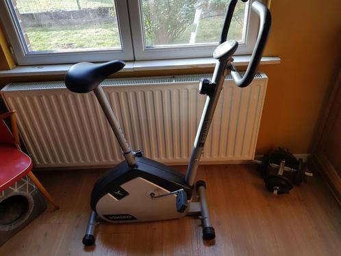 Domyos VM120 Fitness appartementsfiets, Sport en Fitness, Fitnessapparatuur, Gebruikt, Hometrainer, Benen, Buik, Rug, Metaal, Ophalen