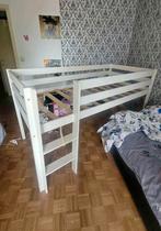 Halfhoog wit houten bed 90x200cm, Kinderen en Baby's, Kinderkamer | Stapelbedden en Hoogslapers, Ophalen of Verzenden