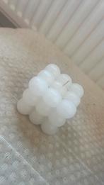 Une bougie, Enlèvement, Neuf