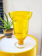 Vase vintage en verre jaune, années 1980, probablement souff, Antiquités & Art, Enlèvement