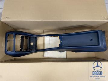 NOS middenconsole blauw voor Mercedes-Benz W123 beschikbaar voor biedingen