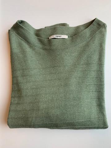 Un joli pull tout doux de chez Esprit beschikbaar voor biedingen