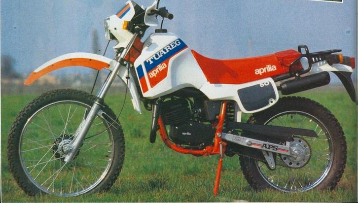 Pièces d'Aprilia ET 50 Tuareg 1985, Motos, Pièces | Oldtimers & Ancêtres, Utilisé, Enlèvement ou Envoi
