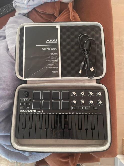 Akai Mpk Mini 3 Black, Muziek en Instrumenten, Midi-apparatuur, Zo goed als nieuw