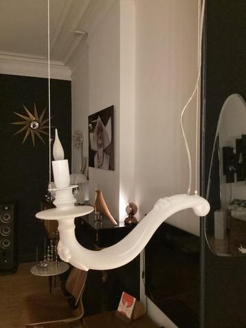 Suspension en céramique Déja-Vu Nu Karman beschikbaar voor biedingen