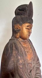 Kwan Yin-beeld in massief hout en goudchroom, Antiek en Kunst, Ophalen of Verzenden