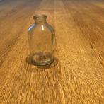 vaasje, Huis en Inrichting, Woonaccessoires | Vazen, Ophalen of Verzenden, Zo goed als nieuw, Glas