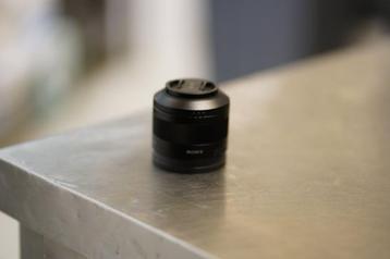 Sony FE 35mm F/2.8 ZEISS Sonnar T*