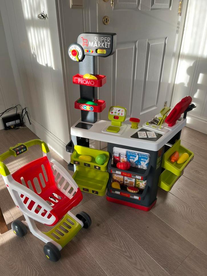 Spelgoedwinkeltje Smoby, Enfants & Bébés, Jouets | Véhicules en jouets, Utilisé, Enlèvement