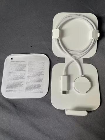 Chargeur rapide Apple Watch/AirPods Apple disponible aux enchères