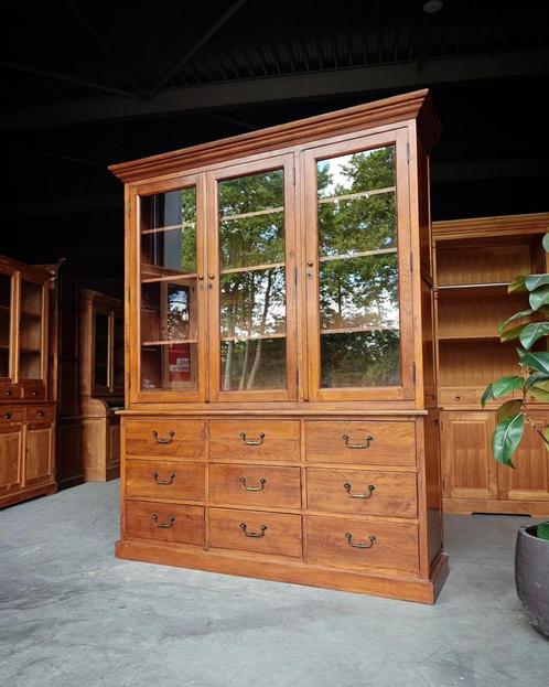 Grote eikenhouten ladekast | Apothekerskast #1972, Antiek en Kunst, Antiek | Meubels | Kasten