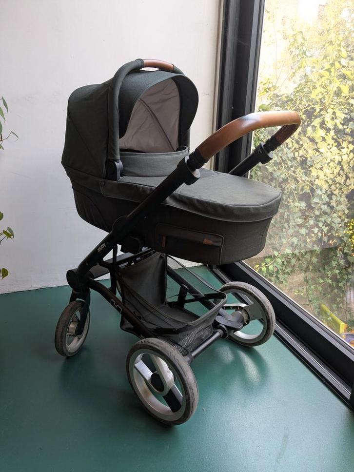 Mutsy Nio 3 in 1 kinderwagen in pine green, Kinderen en Baby's, Kinderwagens en Combinaties, Kinderwagen, Mutsy, Ophalen