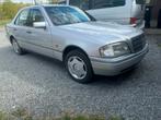 Mercedes c180 benzine bj 1993 km 215.000 mooi auto, Auto's, 4 deurs, https://public.car-pass.be/vhr/6853d51e-483d-4500-aaea-4d8da8974b07