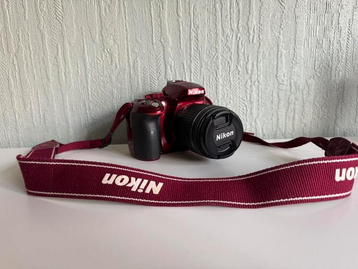 Nikon D5300 rood + extra lens + boek, Audio, Tv en Foto, Fotocamera's Digitaal, Gebruikt, Spiegelreflex, Nikon, Ophalen of Verzenden