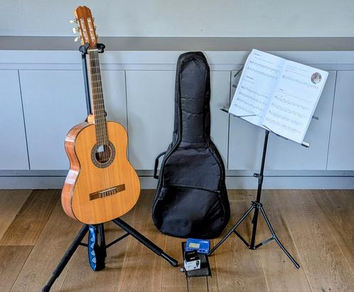 Gitaar Admira Alba 3/4 + toebehoren, Muziek en Instrumenten, Snaarinstrumenten | Gitaren | Akoestisch, Zo goed als nieuw, Ophalen