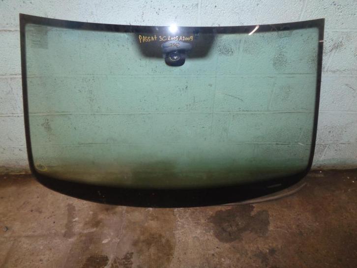 A vendre pare-brise VW Passat 3C 2005 à 2009, Auto-onderdelen, Ruiten en Toebehoren, Volkswagen, Gebruikt, Ophalen